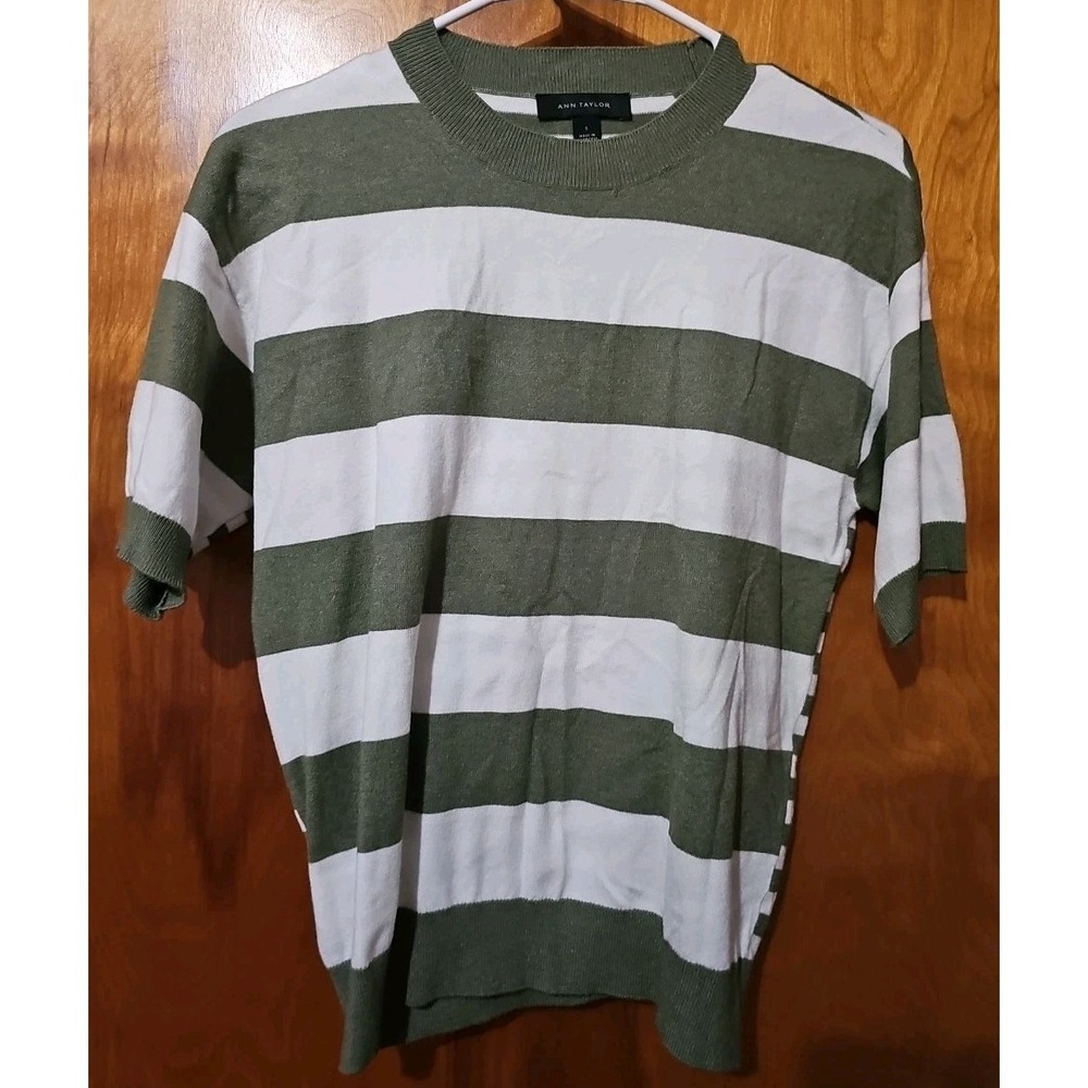 Ann Taylor Sweater Women's Small Green White Striped Short Sleeve Crew Neck